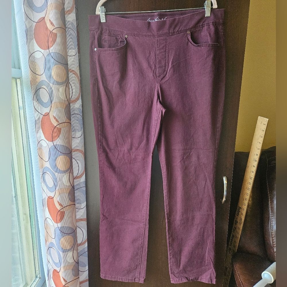 Gloria Vanderbilt Deep Purple Jeggings Size 16